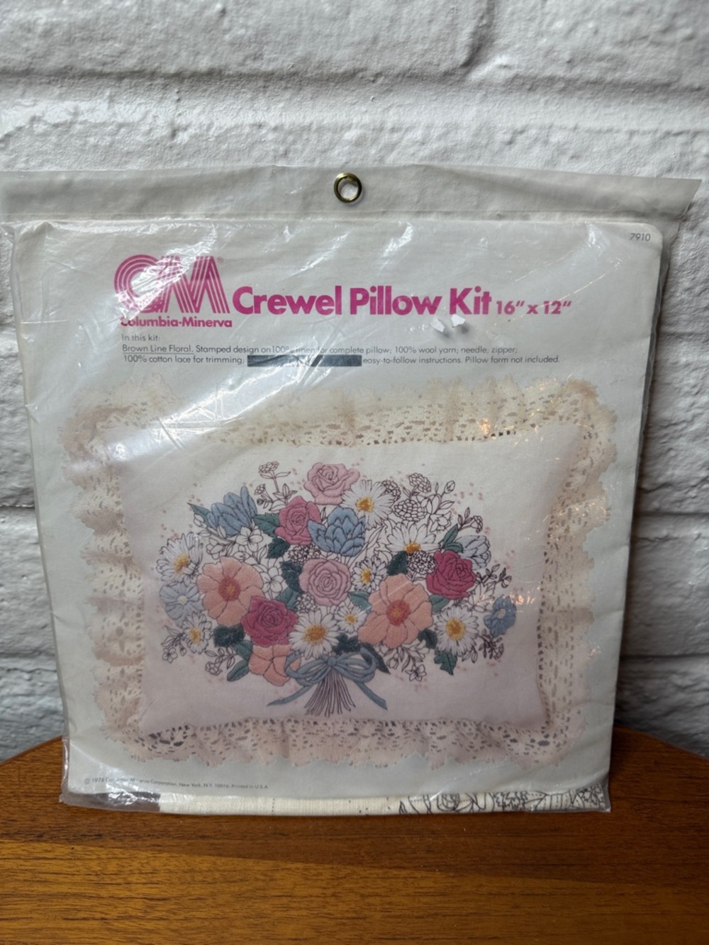 Crewel Floral Needlepoint Pillow Kit Complete Columbia-Minerva 16” x 12”